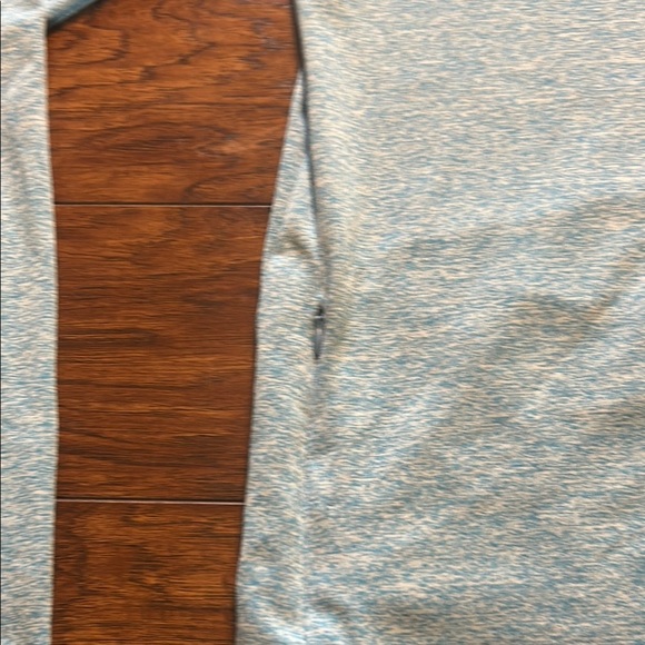 Halo Blue Long Sleeve Tunic Top size medium - Picture 9 of 9